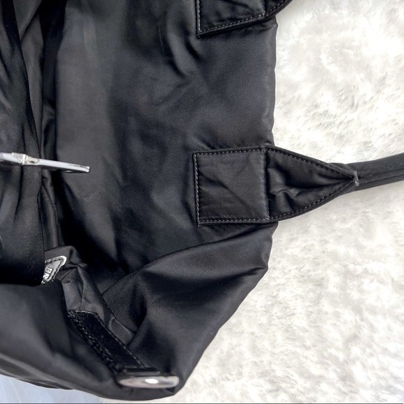 Authentic Reversible Prada bag - Picture 4 of 9